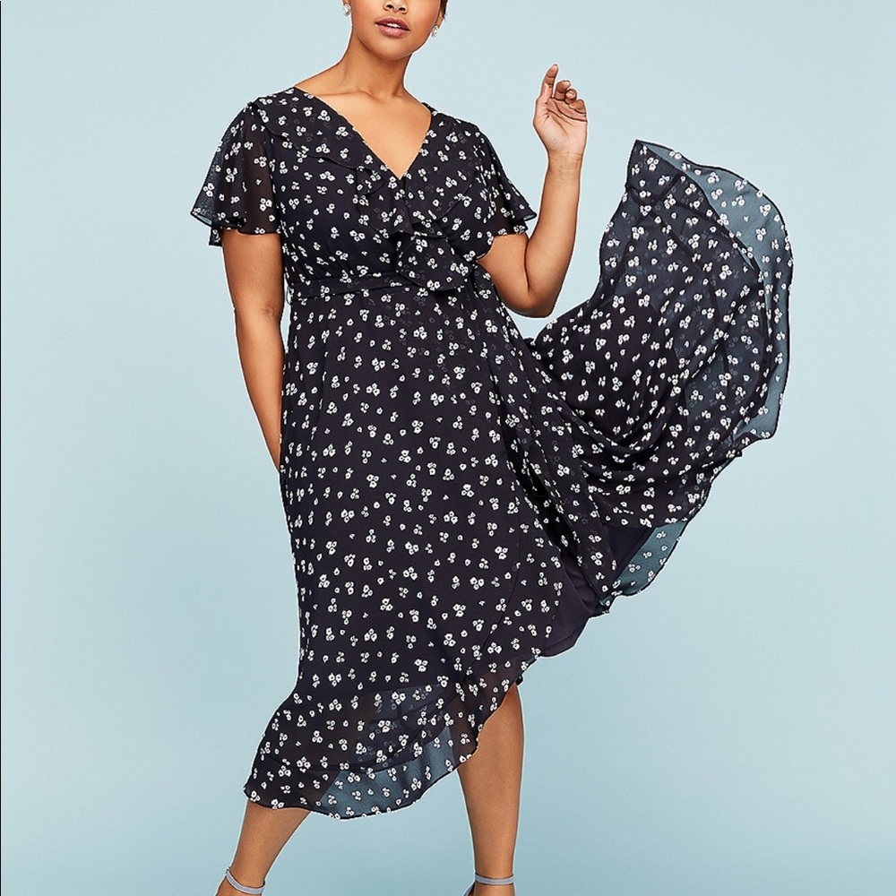 NWOT. 14/16 Chiffon faux Wrap dress.